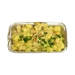 GNOCCHI SÝROVÉ - Gnocchi Sýrové — Gnocchi, sýrová omáčka (3 druhy sýrů) a kuřecí maso. Krémové a syté, přímo k vám domů. Objednej online!