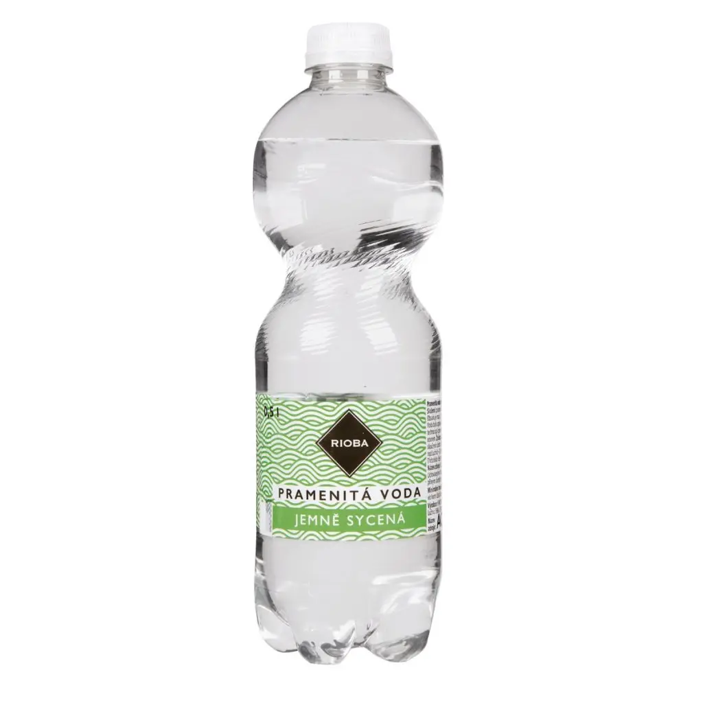NÁPOJE Voda jemně perlivá - Voda jemně perlivá (0,5 l) — jemně perlivá voda. Skvělý doplněk k pizze, objednej online!